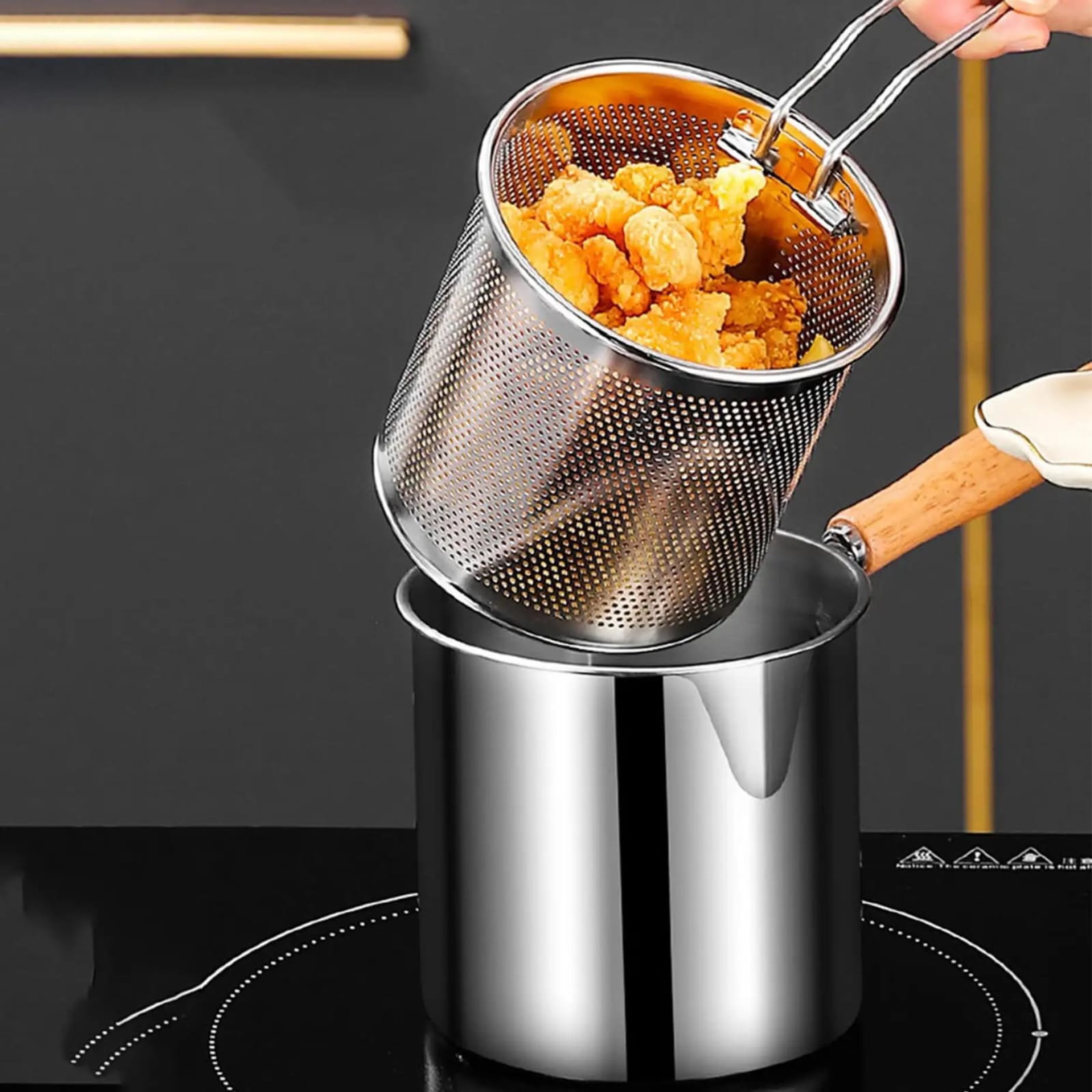 Deep frying pot। ভাজাপোড়া করতে তেল অপচয় হবে না