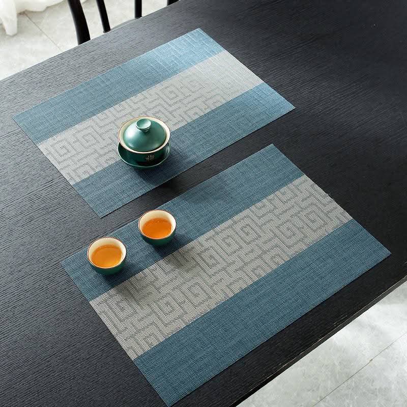 New Blue Table Runner With 6 Pieces Mats